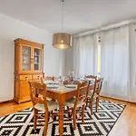 Guest Lobo Flat With Parking Oporto