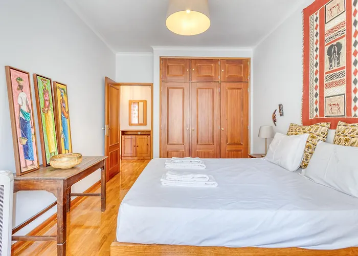 Guest Lobo Flat With Parking *