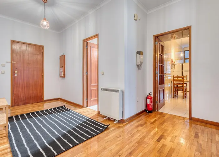 Guest Lobo Flat With Parking شقة *