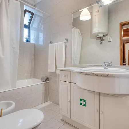 Διαμέρισμα Guest Lobo Flat With Parking Πόρτο